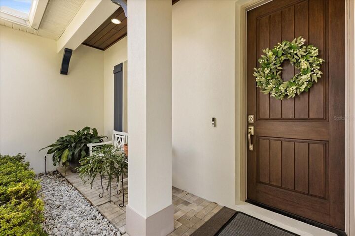 Property Photo: 1612 Magnolia Avenue FL 32789