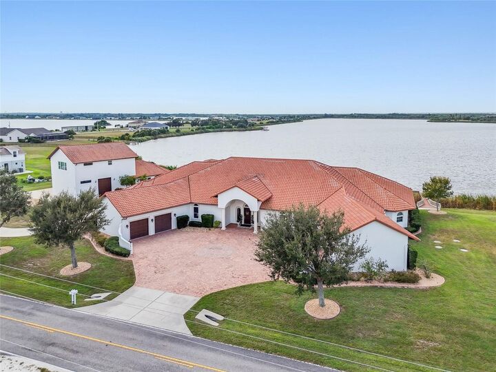 Property Photo:  3215 Gulf City Road  FL 33570 