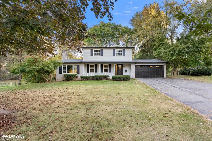 Property Photo:  1086 E Silverbell Road  MI 48360