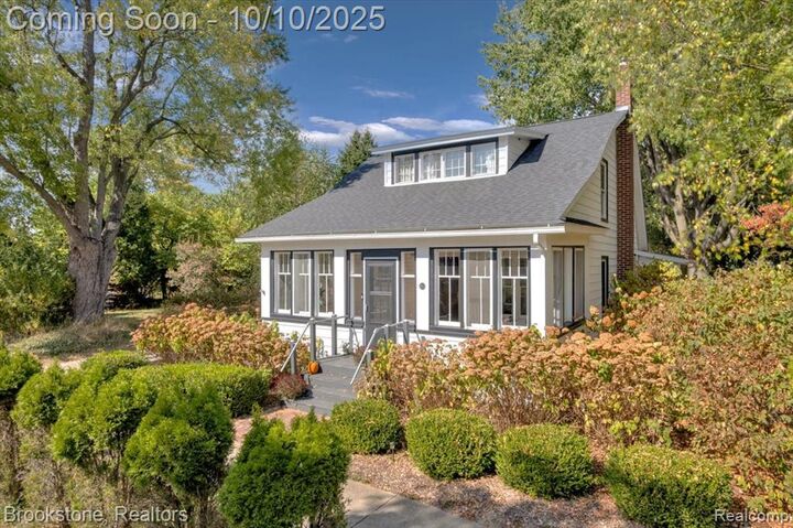 Property Photo:  153 1st Street  MI 48455 9302
