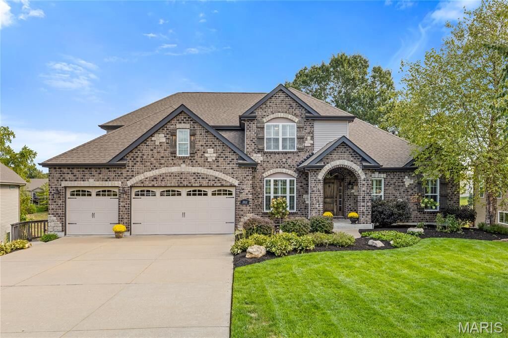 Property Photo: 202 Rue De Vin MO 63367
