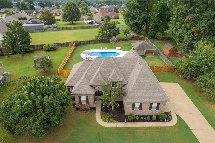 Property Photo: 75 Marian Dr TN 38004