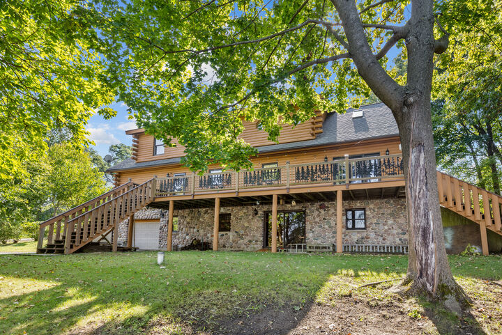 Property Photo: 707 Quinn Road IL 60051