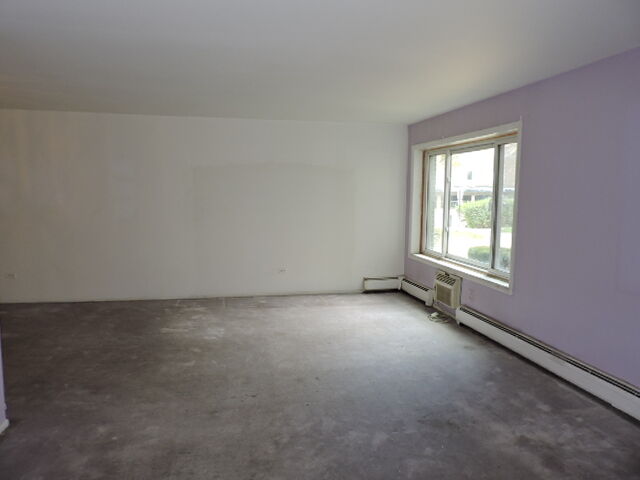 Property Photo: 10015 Beverly Drive 105 IL 60076