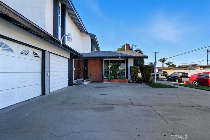 Property Photo:  4276 4276 Lavinia  CA 90262 