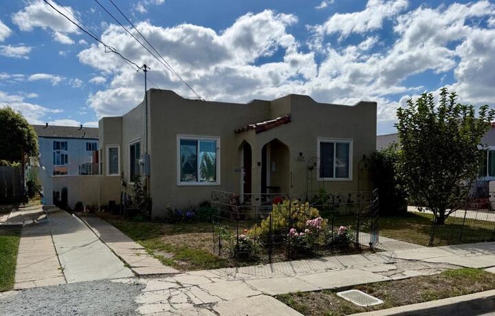 527 Park Street  Salinas CA 93901 photo
