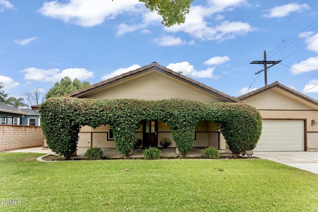 Property Photo: 5840 Citrus Avenue CA 90601