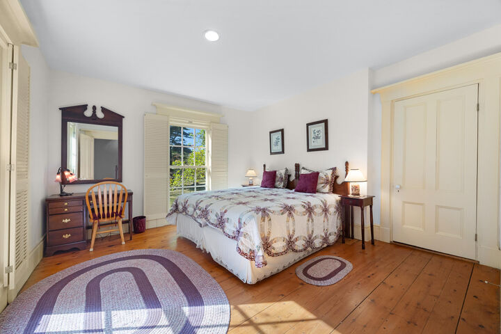 Property Photo:  12 Victoria Lane  ME 04658 