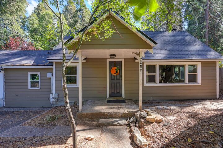 Property Photo:  2889 Willow Street  CA 95726 