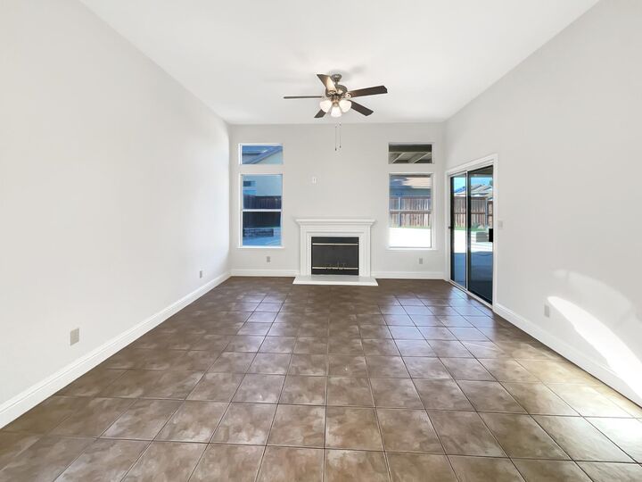 Property Photo:  8977 Carlisle Avenue  CA 95829 