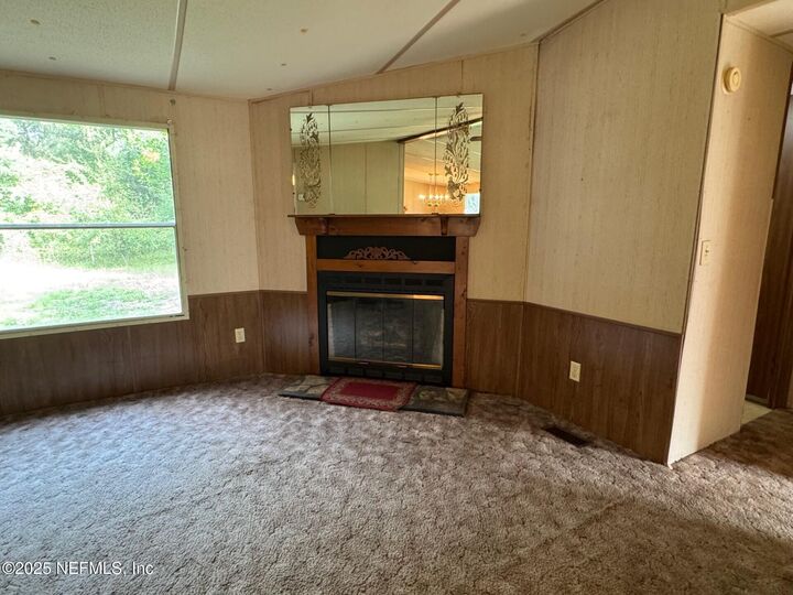 Property Photo:  910 Ofarrell Avenue  FL 32148 