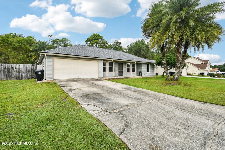 Property Photo:  592 Charles Pinckney Street  FL 32073 