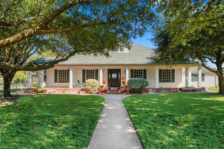 4451 Shiloh Road  Midlothian TX 76065 photo