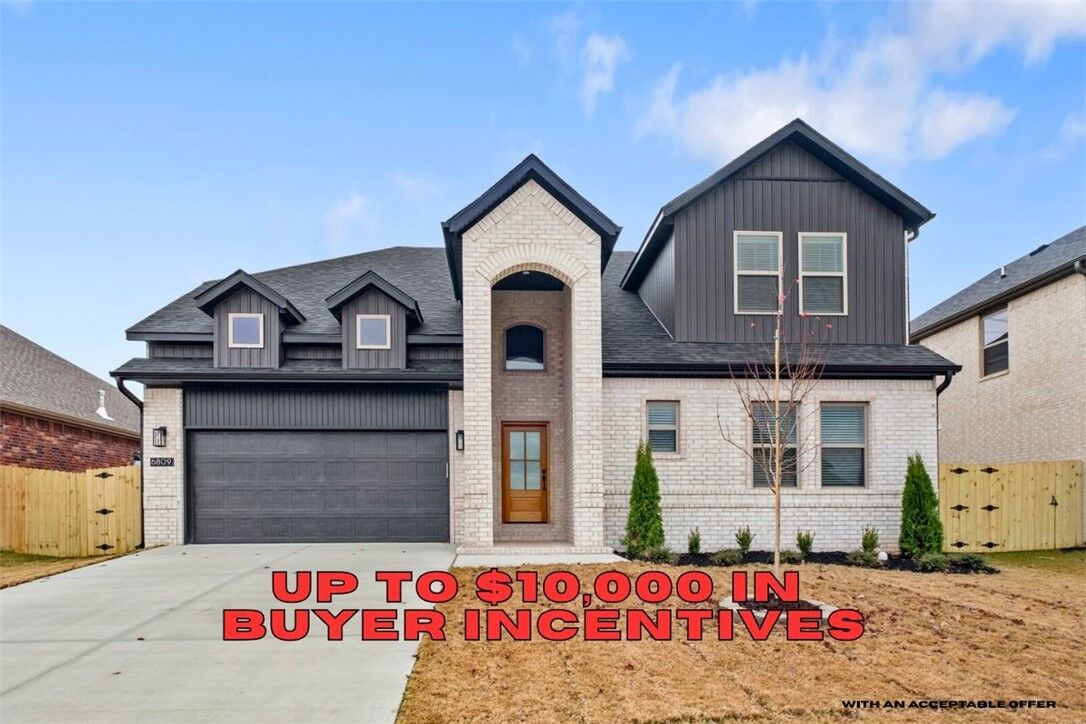 Property Photo: 6809 SW Basswood Avenue AR 72713