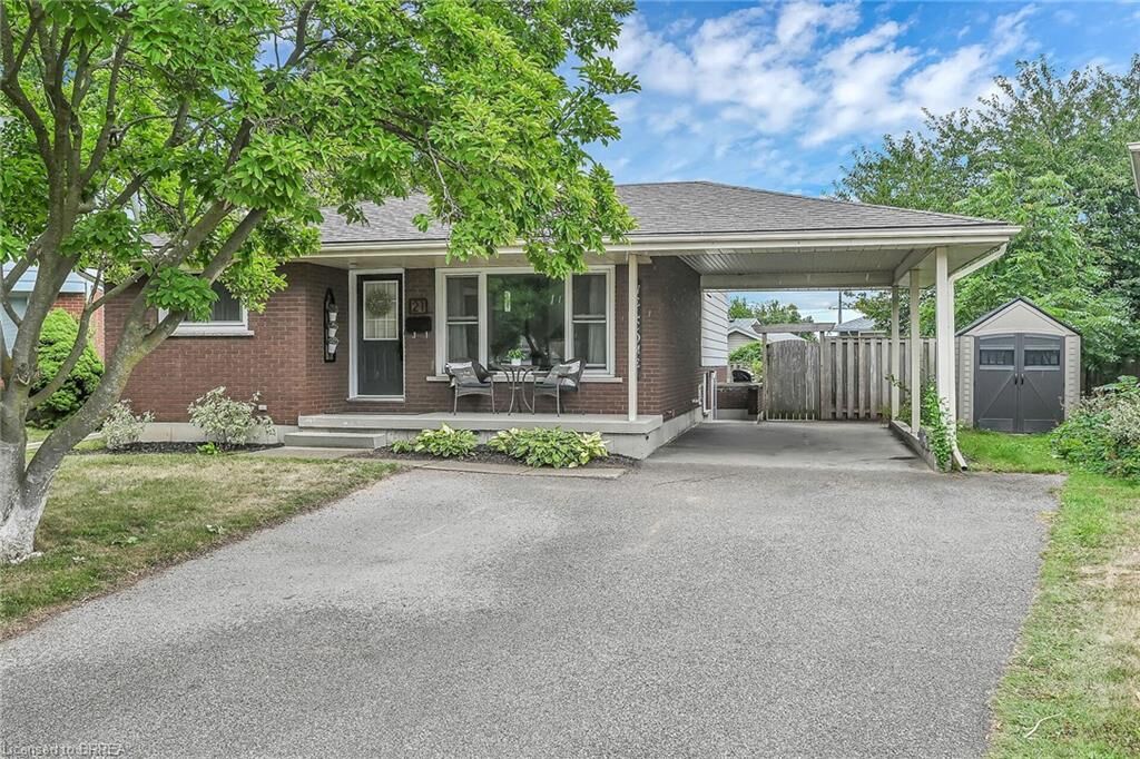 Photo de la propriété: 21 Burdock Boulevard ON N3R 6B5