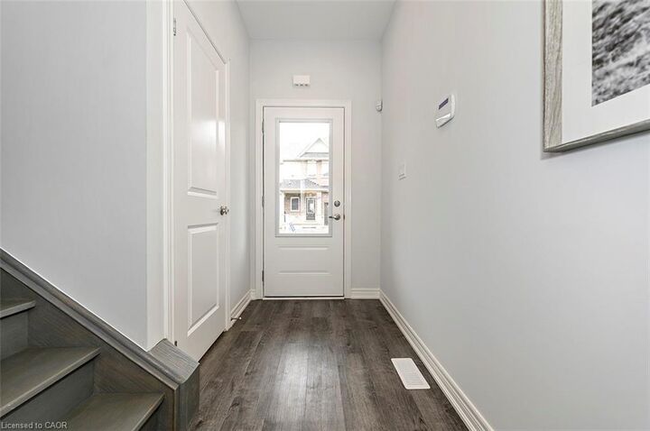 Photo de la propriété: 205 Thames Way 22 ON L0R 1W0