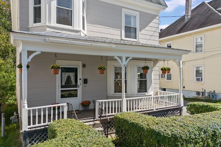 Property Photo:  6 Barker St  MA 01844 