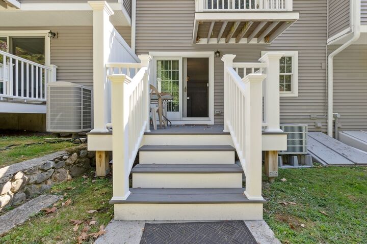 Property Photo:  320 Newbury St 304  MA 01923 