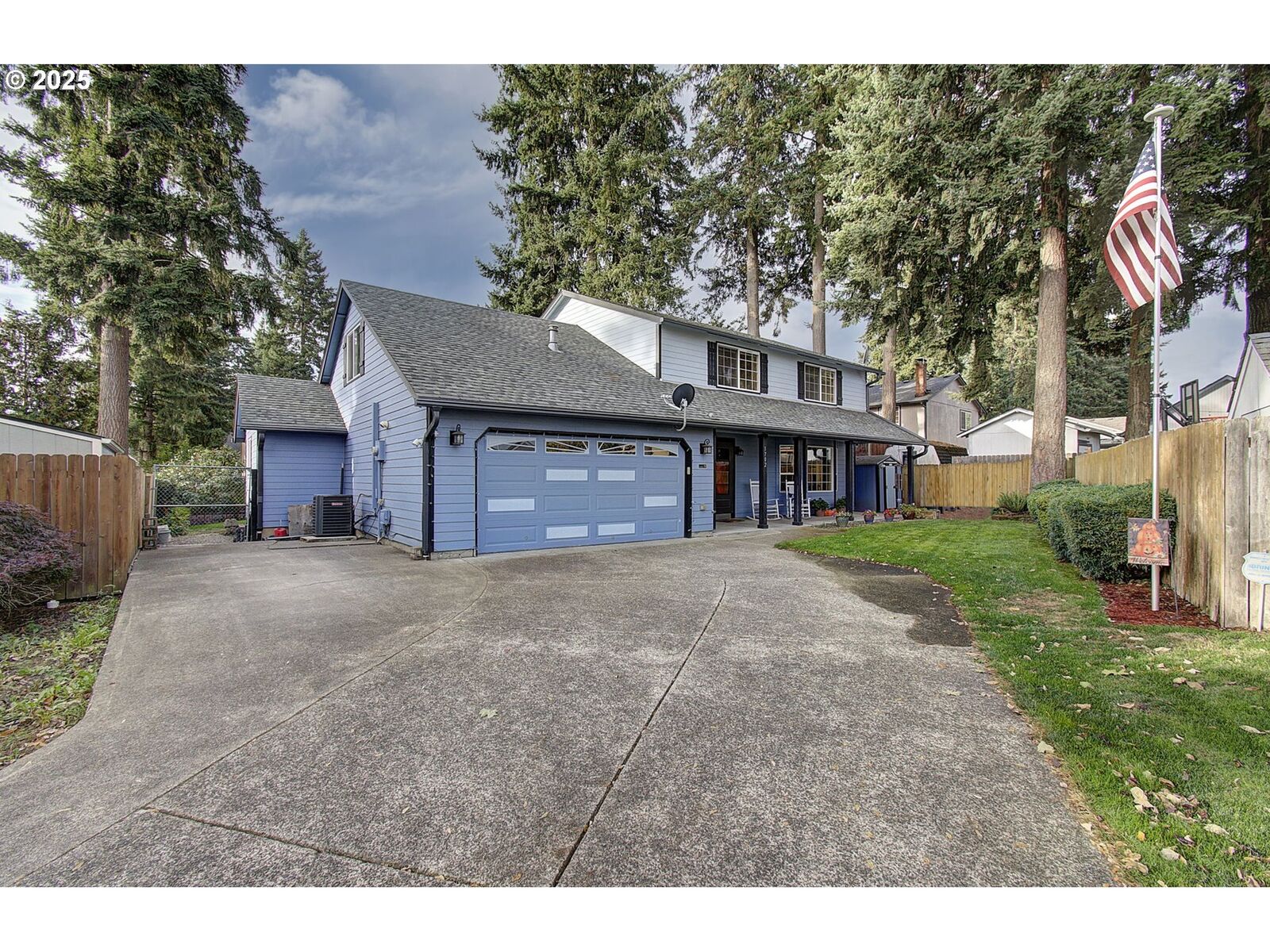 Property Photo:  3702 NE 160th Ave  WA 98682