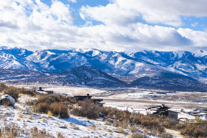 Property Photo:  6921 Bugle Trail  UT 84098 