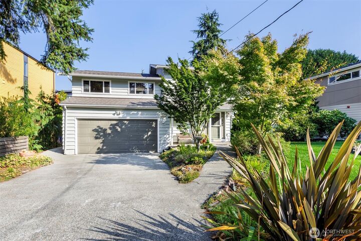 12832 NE 84th Street  Kirkland WA 98033 photo