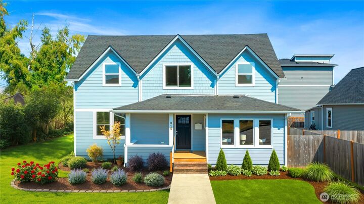 Property Photo: 319 Short Columbia Street WA 98272