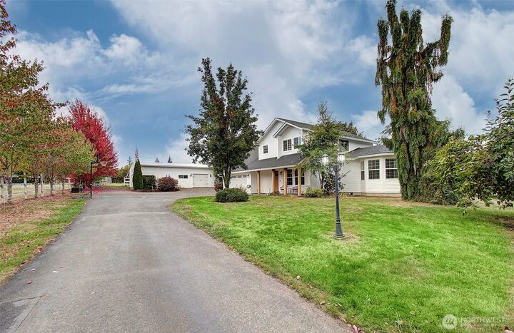 Property Photo: 18717 NE 208th Court WA 98606