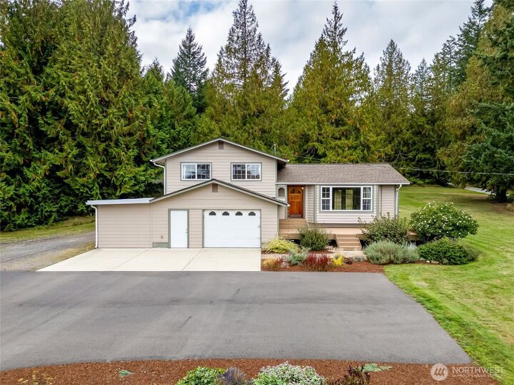 Property Photo: 16004 W Lake Goodwin Road WA 98292