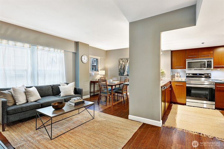 Property Photo: 505 E Denny Way A106 WA 98122