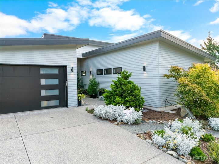 Property Photo: 3939 Rockridge Parkway WA 98221