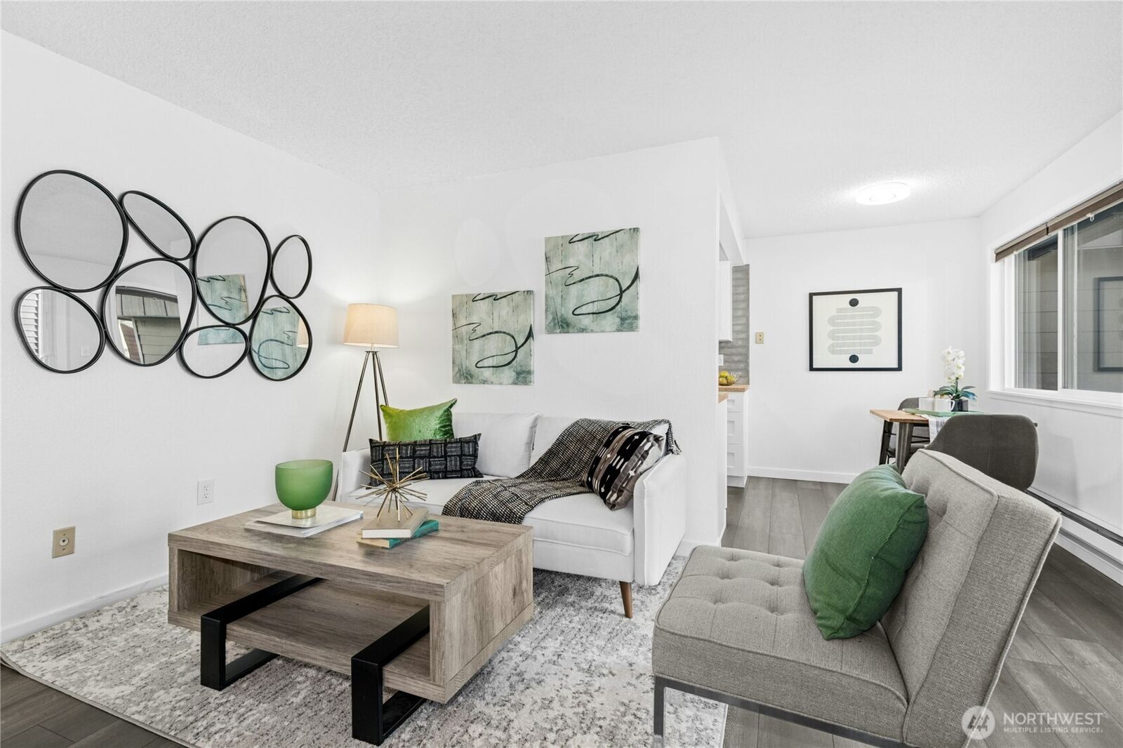 Property Photo: 2034 14th Avenue W 304 WA 98119