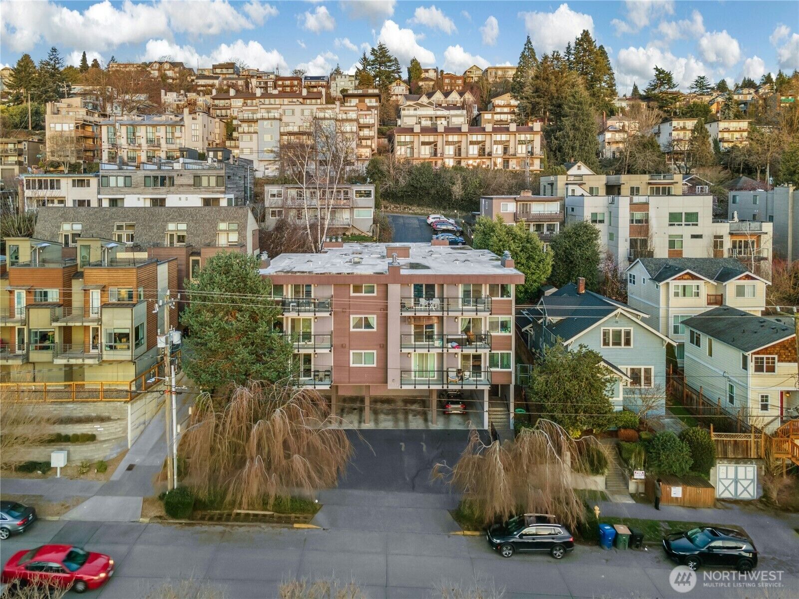 Property Photo:  2034  14th Avenue W 304  WA 98119 