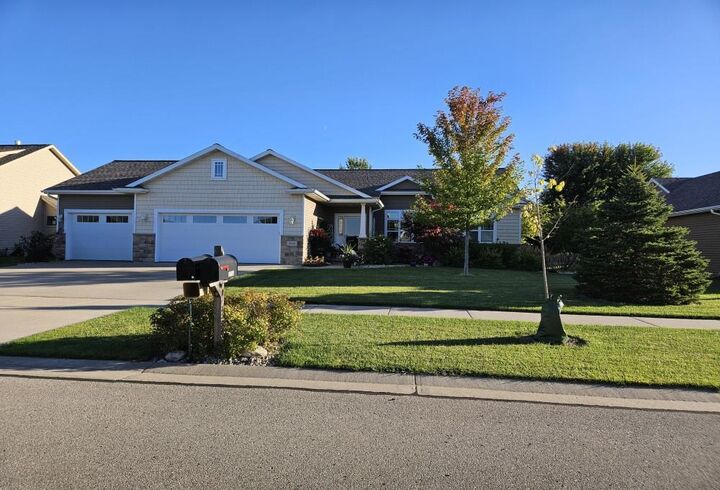 2249 W Kohl Drive  Appleton WI 54913 photo