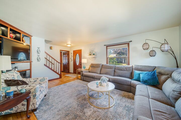 Property Photo:  1112 Oxford Court  WI 54956 