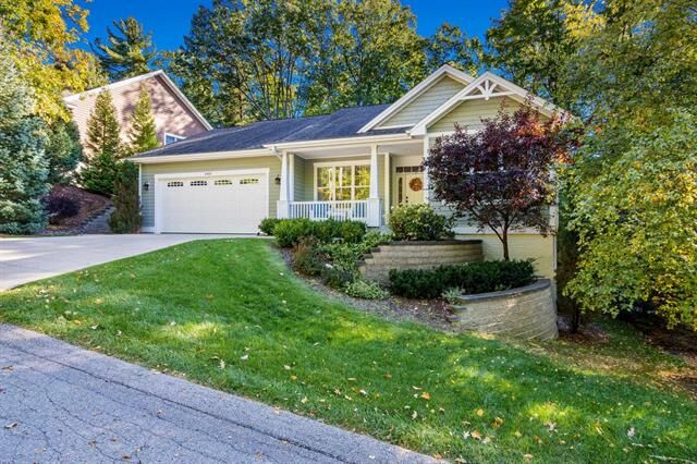 6451 Cedarmere  Peninsula Twp MI 49686 photo