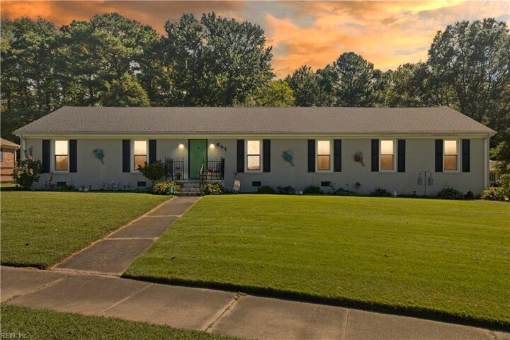 627 Luray Ter  Chesapeake VA 23322 photo