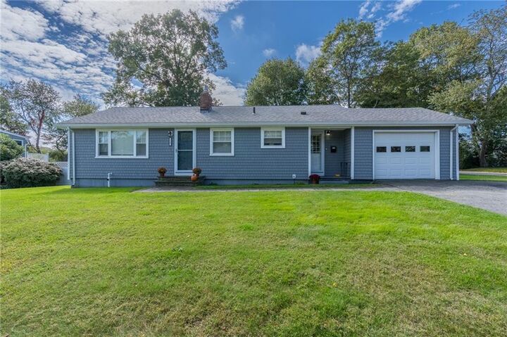 133 Merritt Avenue  Tiverton RI 02878 photo