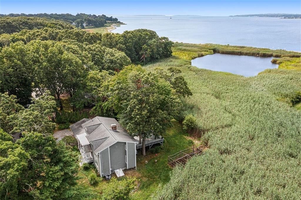 Property Photo:  4 Buckingham Street  RI 02806