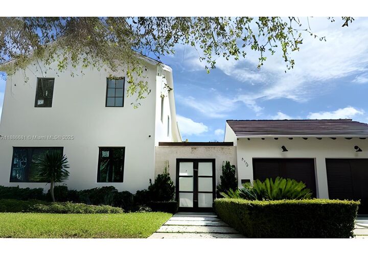 638 Escobar Ave  Coral Gables FL 33134 photo