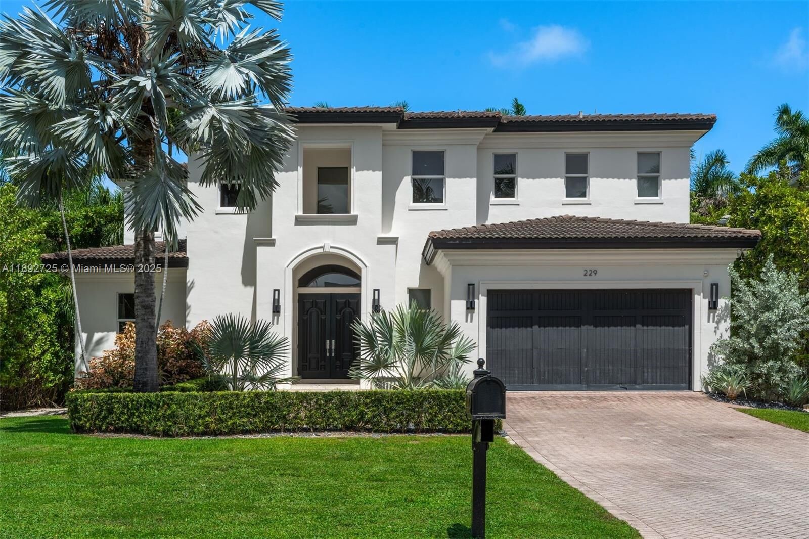 Property Photo: 229 Golden Beach Dr FL 33160