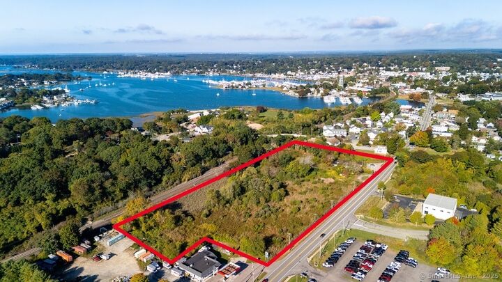 16 Stonington Road  Stonington CT 06379 photo