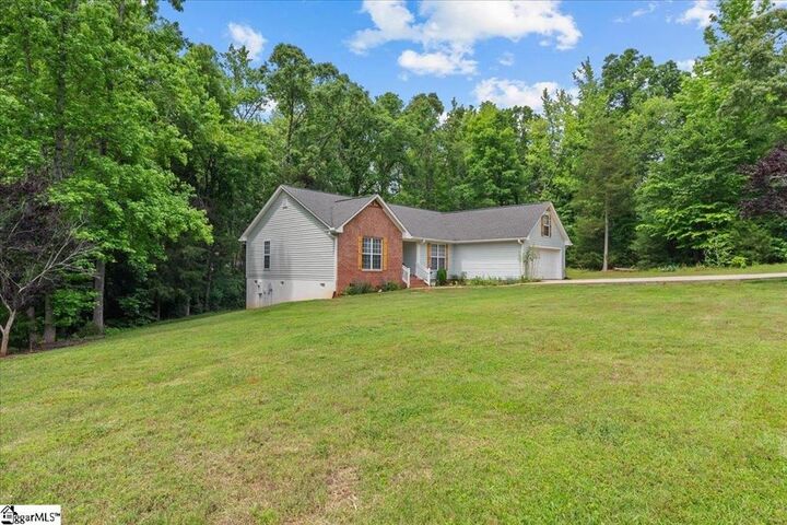 Property Photo:  108 W Peninsula Drive  SC 29360 