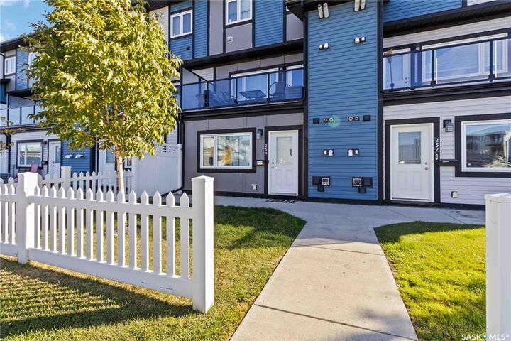 Property Photo:  250 Akhtar Bend 254  SK S7W 0W4 