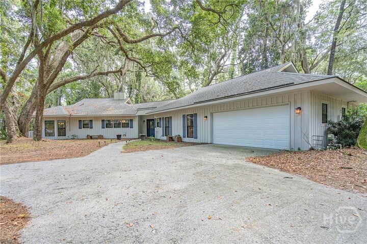 4 Tomochichi Lane  Savannah GA 31411 photo