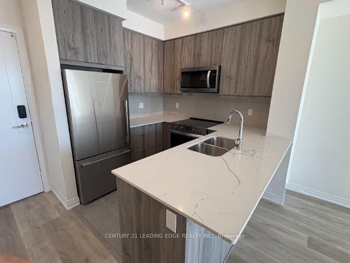 Photo de la propriété: 15 Watergarden Drive 1103 ON L5R 1B2