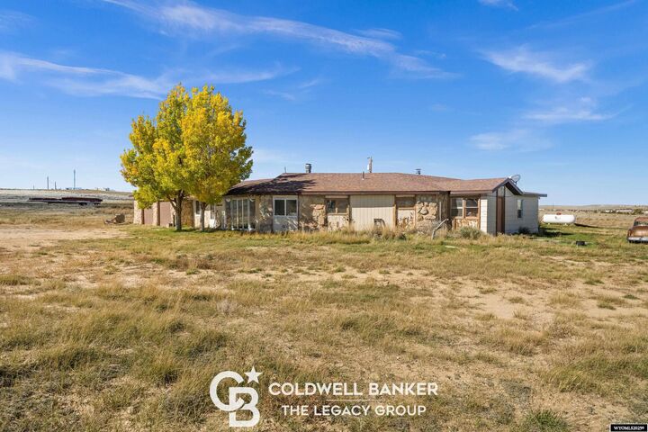 Property Photo: 8945 Osage Road WY 82601