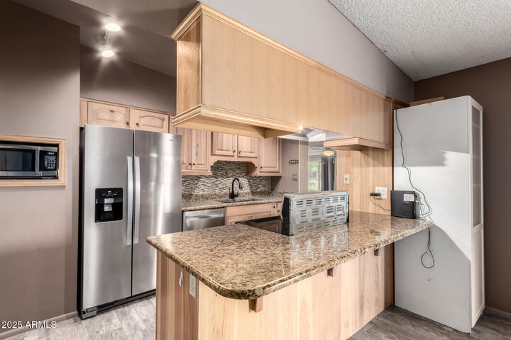 Property Photo:  1413 E Wesleyan Drive  AZ 85282 