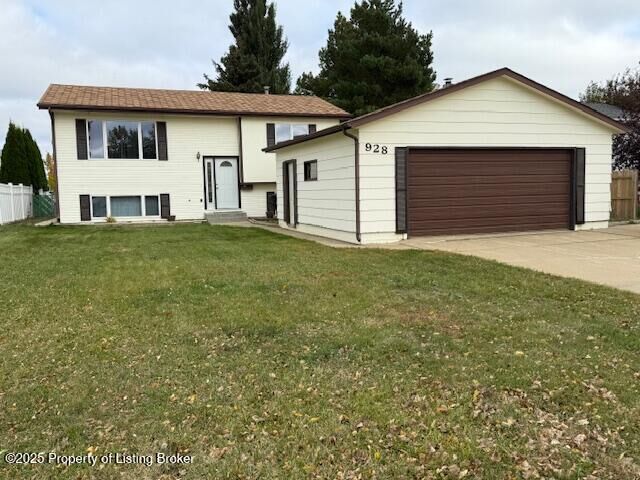 Property Photo: 928 24th Street W ND 58601