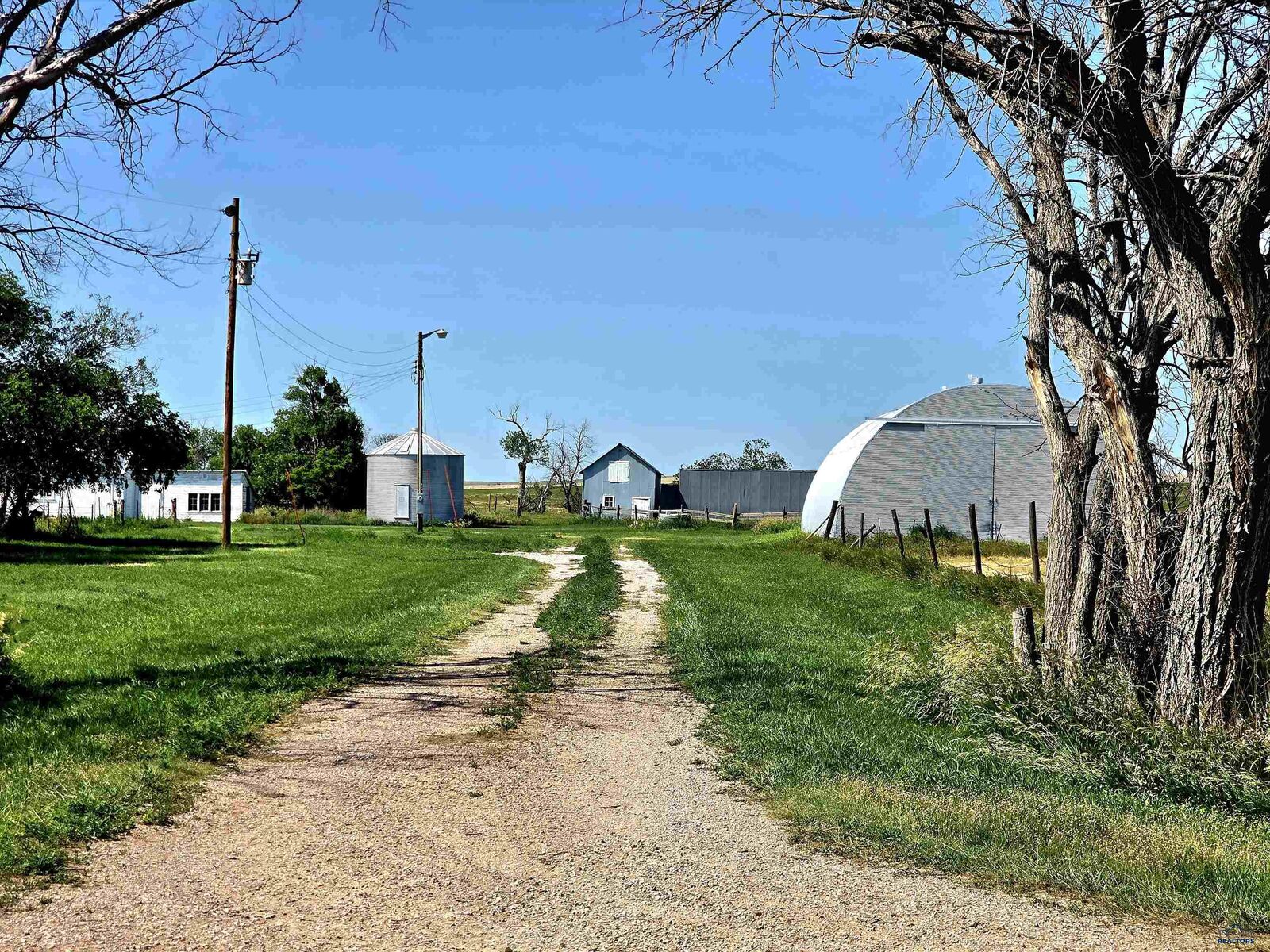 Property Photo:  19830 233rd 19830 Paulsen Rd  SD 57775 