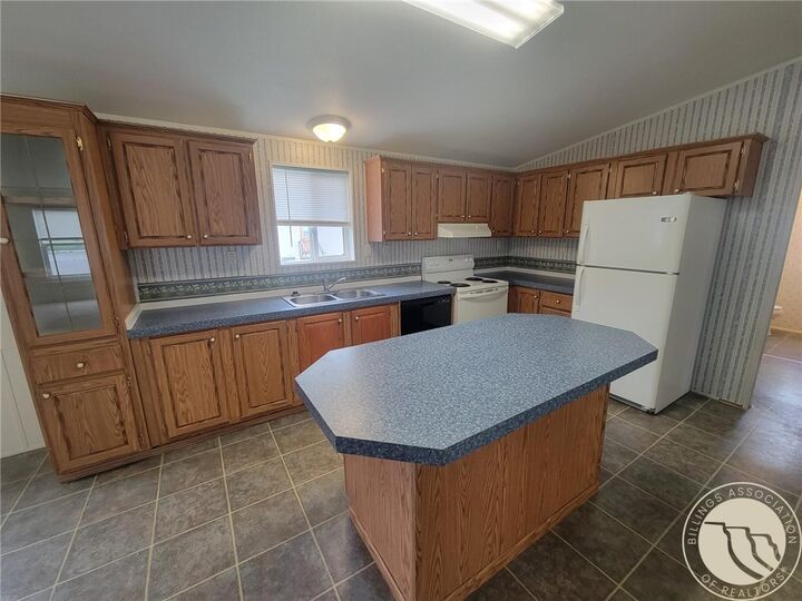 Property Photo:  1115 Sunhaven  MT 59044 